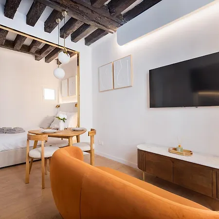 Super - Montorgueil - Designer Appartement Paris