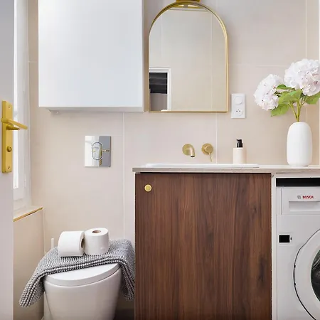 Super - Montorgueil - Designer